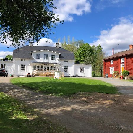 Bredsjoe Gamla Herrgard White Dream Mansion Hällefors Exterior foto