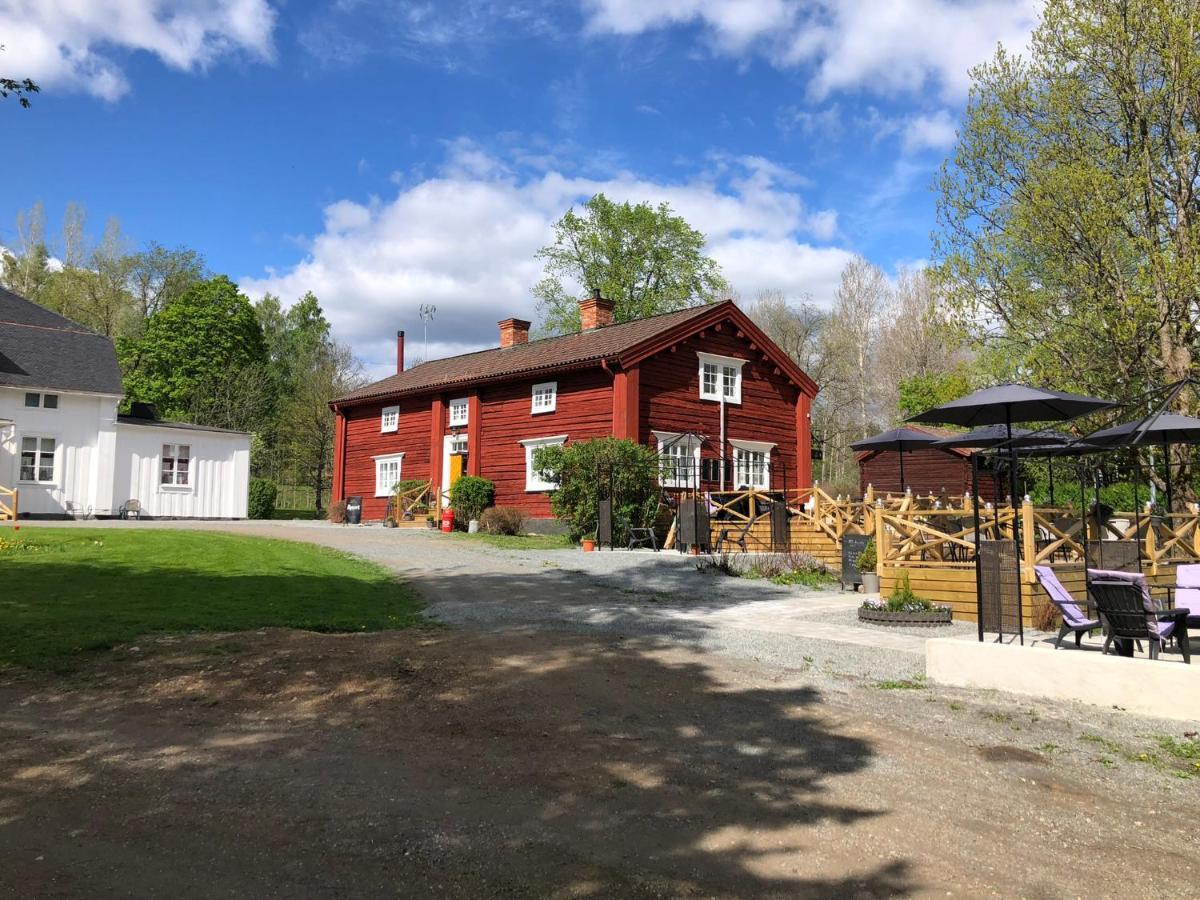 Bredsjoe Gamla Herrgard White Dream Mansion Hällefors Exterior foto